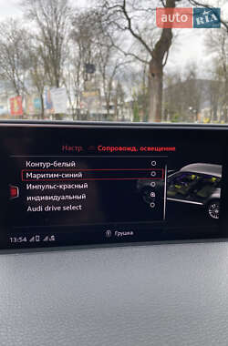 Внедорожник / Кроссовер Audi Q7 2017 в 