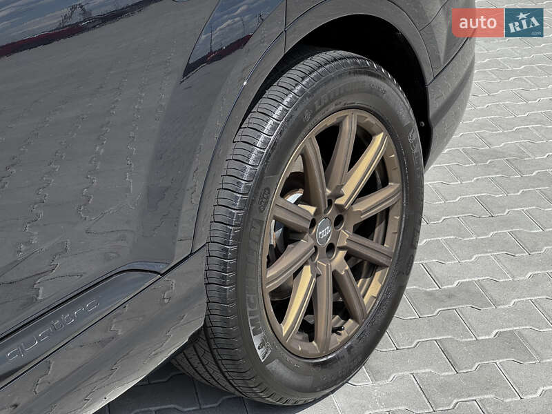 Внедорожник / Кроссовер Audi Q7 2016 в Львове