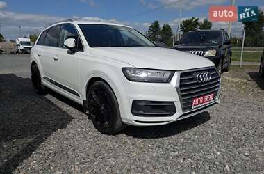 Внедорожник / Кроссовер Audi Q7 2018 в 