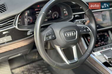 Внедорожник / Кроссовер Audi Q7 2020 в 