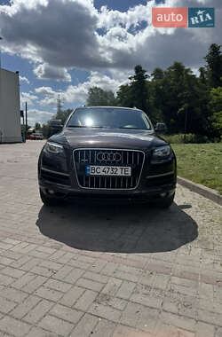 Внедорожник / Кроссовер Audi Q7 2011 в 