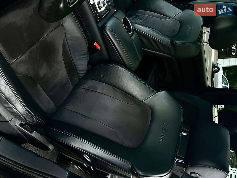 Позашляховик / Кросовер Audi Q7 2015 в Києві