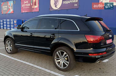 Внедорожник / Кроссовер Audi Q7 2013 в 