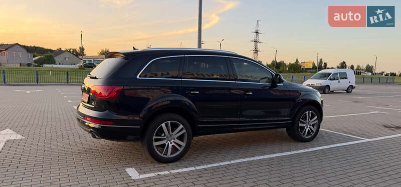 Позашляховик / Кросовер Audi Q7 2013 в Нововолинську
