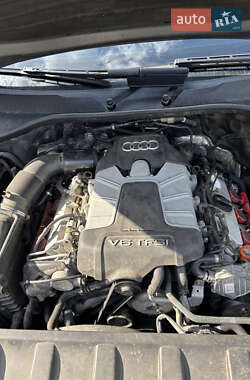 Внедорожник / Кроссовер Audi Q7 2012 в 