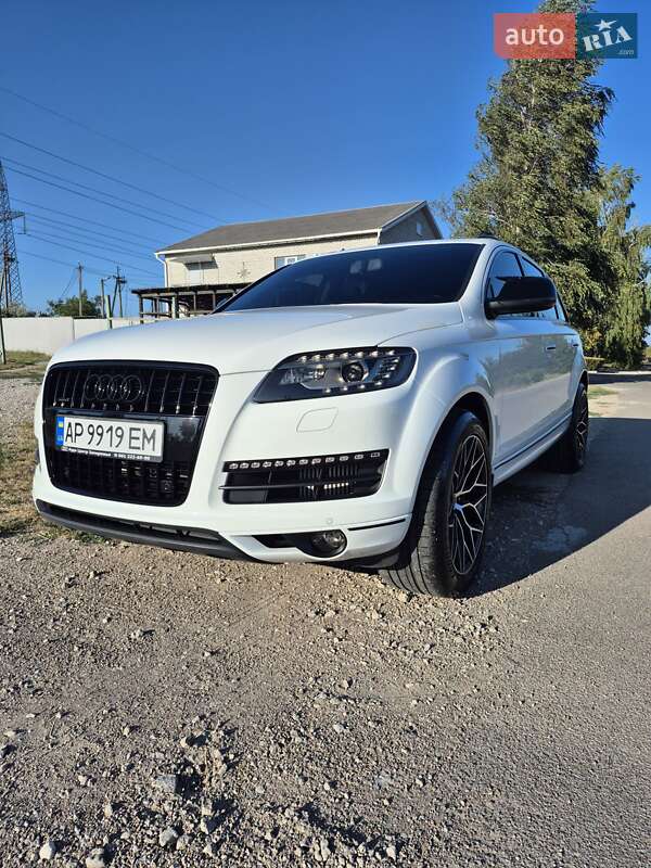 Внедорожник / Кроссовер Audi Q7 2012 в Запорожье
