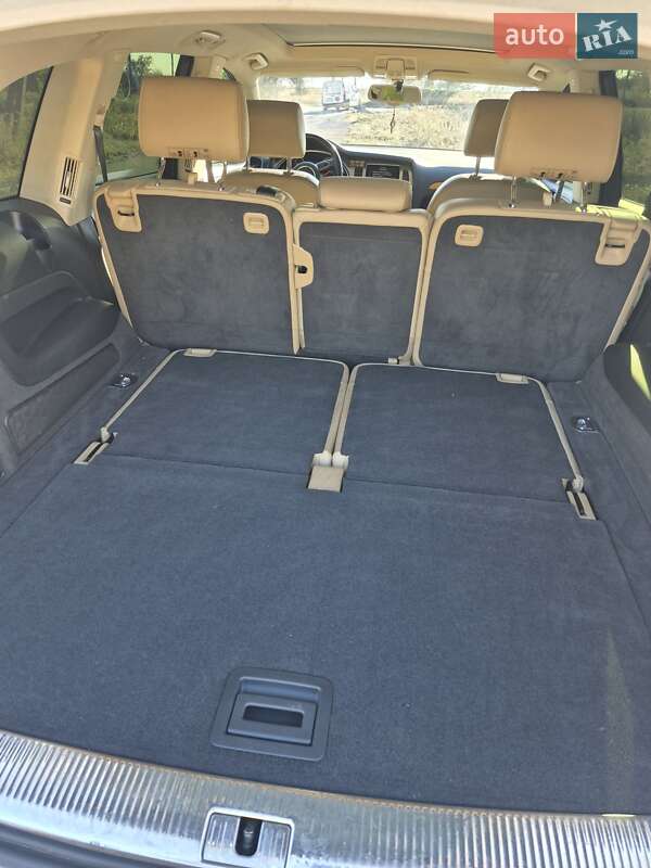 Внедорожник / Кроссовер Audi Q7 2012 в Запорожье