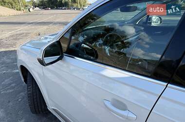 Внедорожник / Кроссовер Audi Q7 2016 в 