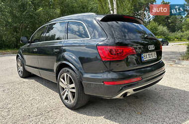 Внедорожник / Кроссовер Audi Q7 2009 в 