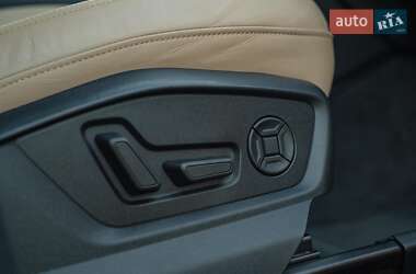 Внедорожник / Кроссовер Audi Q7 2021 в 