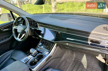 Внедорожник / Кроссовер Audi Q7 2020 в 