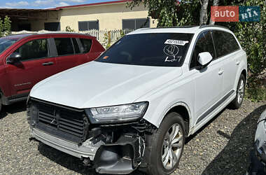 Позашляховик / Кросовер Audi Q7 2017 в Луцьку