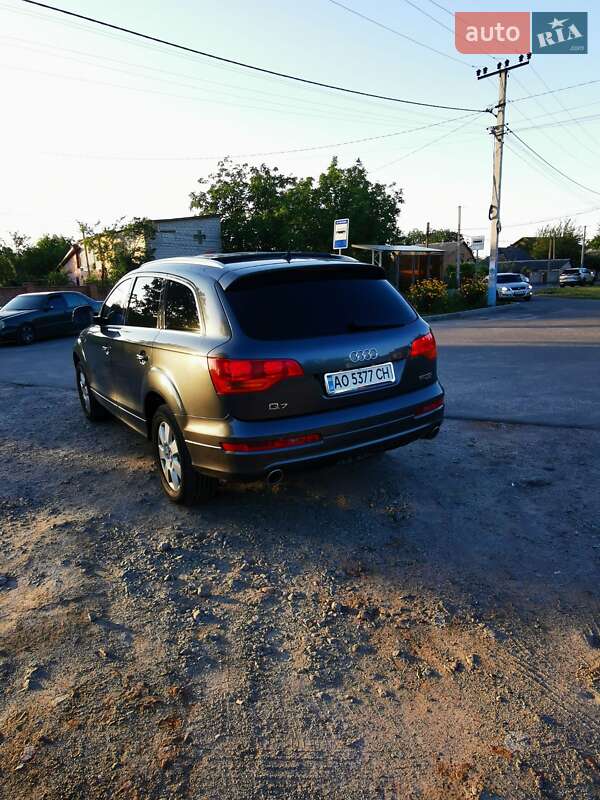 Внедорожник / Кроссовер Audi Q7 2007 в Виннице