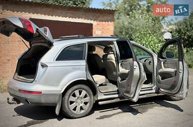 Внедорожник / Кроссовер Audi Q7 2007 в 
