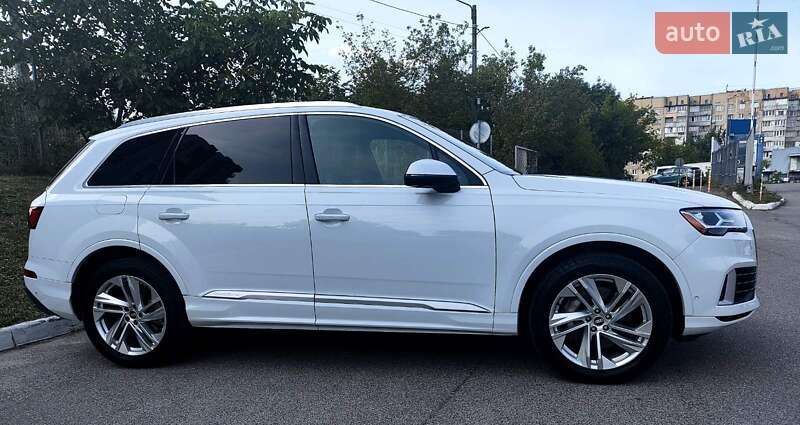 Позашляховик / Кросовер Audi Q7 2020 в Львові фото 5 Позашляховик / Кросовер Audi Q7 2020 в Львові