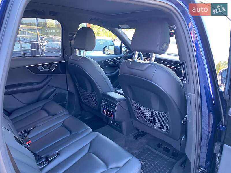 Внедорожник / Кроссовер Audi Q7 2021 в Львове
