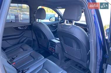 Внедорожник / Кроссовер Audi Q7 2021 в 