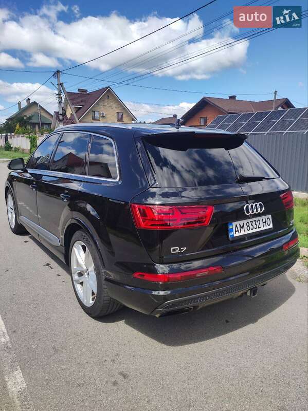 Внедорожник / Кроссовер Audi Q7 2016 в Львове