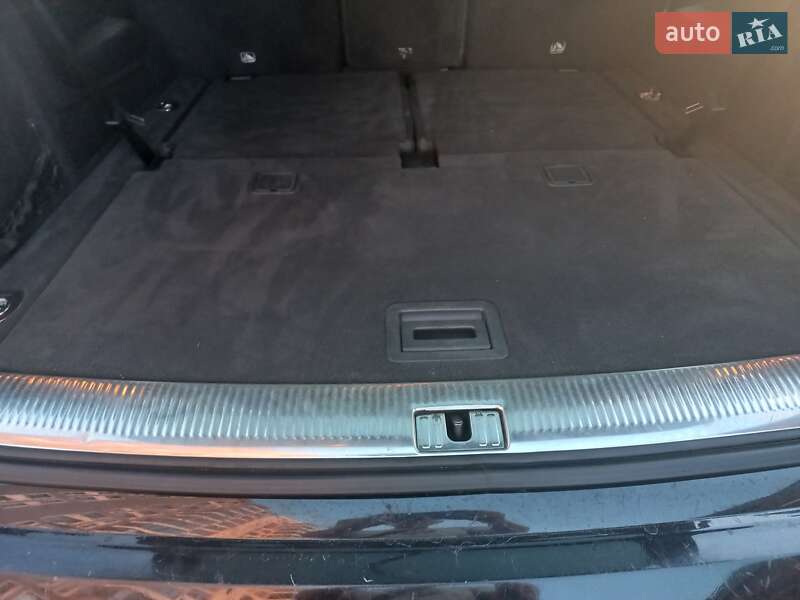 Внедорожник / Кроссовер Audi Q7 2014 в Львове