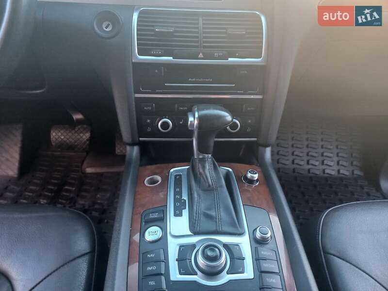 Внедорожник / Кроссовер Audi Q7 2014 в Львове
