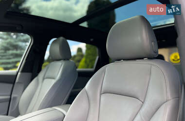 Внедорожник / Кроссовер Audi Q7 2018 в 