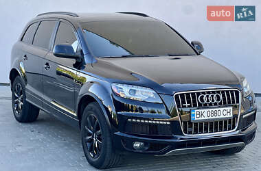 Внедорожник / Кроссовер Audi Q7 2015 в Ровно