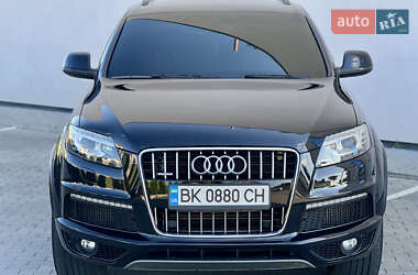 Внедорожник / Кроссовер Audi Q7 2015 в 