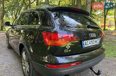 Позашляховик / Кросовер Audi Q7 2007 в 