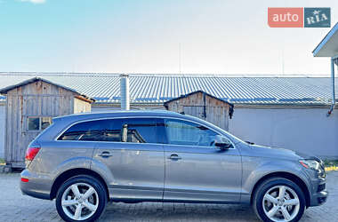 Внедорожник / Кроссовер Audi Q7 2012 в 
