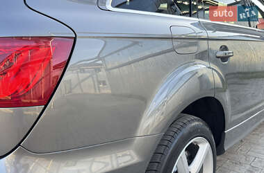 Внедорожник / Кроссовер Audi Q7 2012 в 