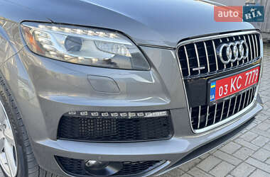 Внедорожник / Кроссовер Audi Q7 2012 в 