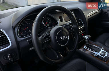 Внедорожник / Кроссовер Audi Q7 2012 в 