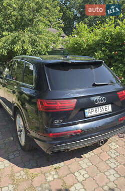 Внедорожник / Кроссовер Audi Q7 2016 в 