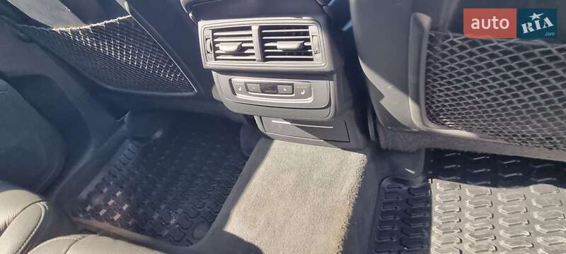 Внедорожник / Кроссовер Audi Q7 2017 в Шумске