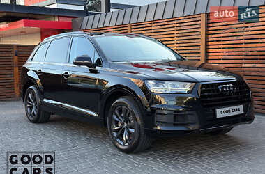 Внедорожник / Кроссовер Audi Q7 2019 в 