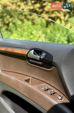 Внедорожник / Кроссовер Audi Q7 2012 в 