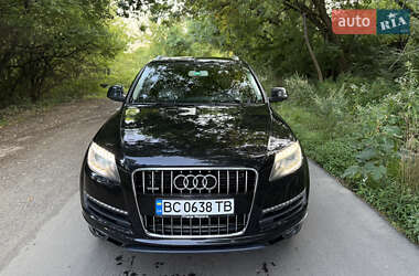 Позашляховик / Кросовер Audi Q7 2012 в 