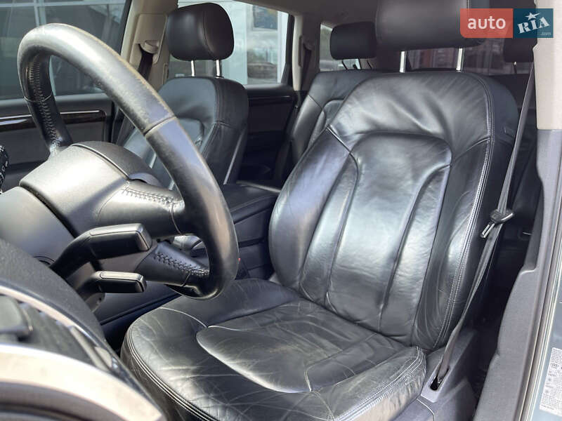 Позашляховик / Кросовер Audi Q7 2009 в Полтаві