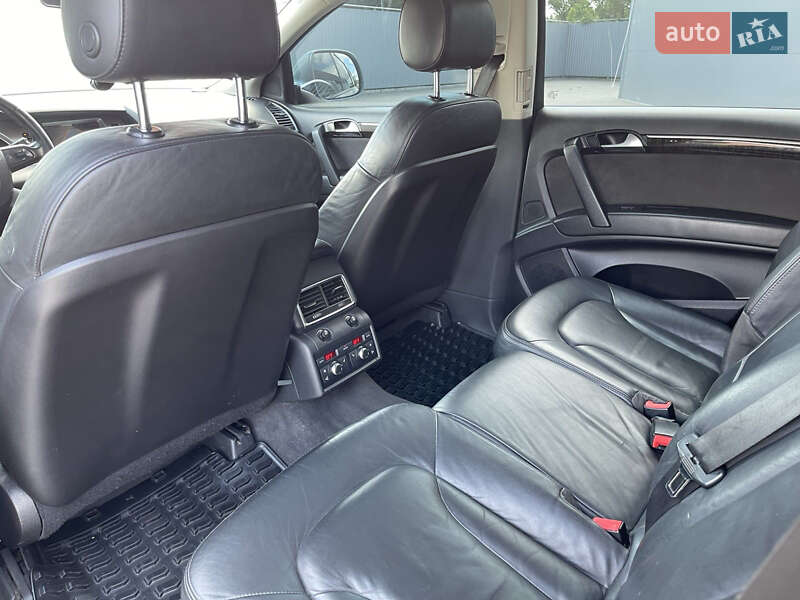 Позашляховик / Кросовер Audi Q7 2009 в Полтаві