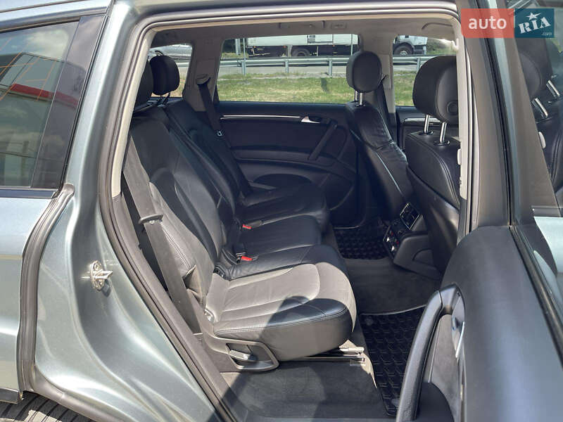 Позашляховик / Кросовер Audi Q7 2009 в Полтаві