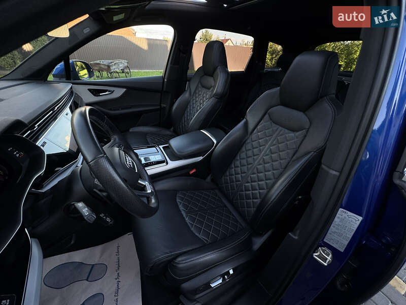 Внедорожник / Кроссовер Audi Q7 2021 в Киеве