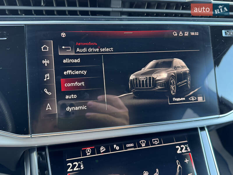 Внедорожник / Кроссовер Audi Q7 2021 в Киеве