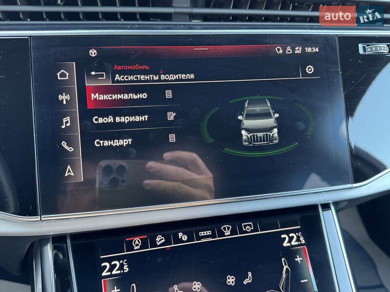 Внедорожник / Кроссовер Audi Q7 2021 в Киеве