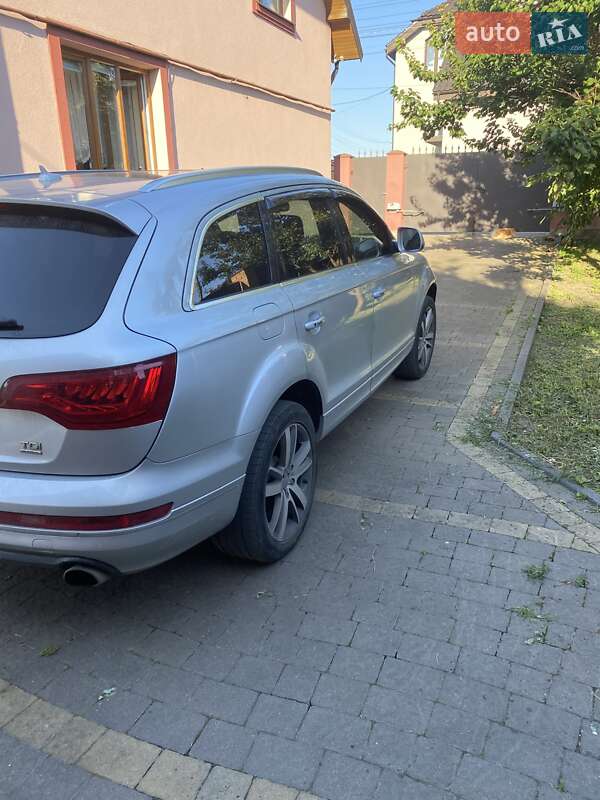 Позашляховик / Кросовер Audi Q7 2012 в Львові