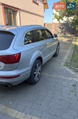 Внедорожник / Кроссовер Audi Q7 2012 в 