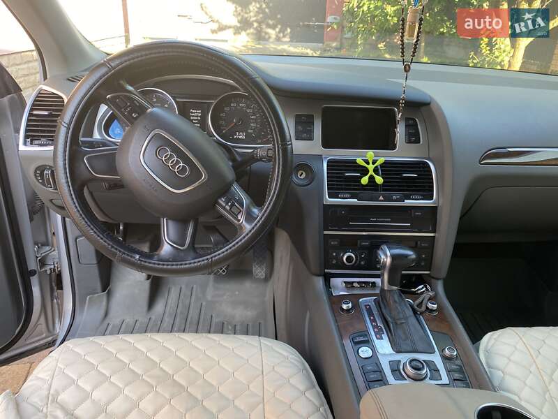 Позашляховик / Кросовер Audi Q7 2012 в Львові