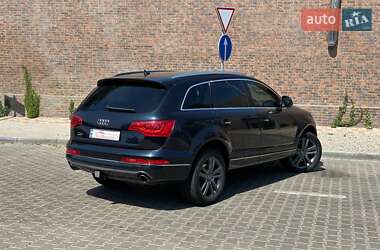 Внедорожник / Кроссовер Audi Q7 2012 в 