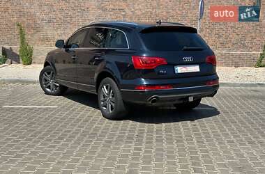 Внедорожник / Кроссовер Audi Q7 2012 в 