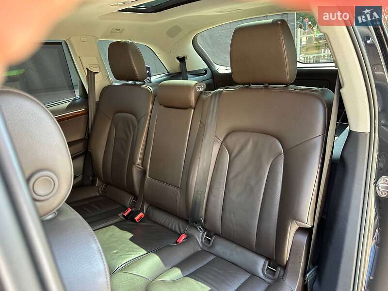 Внедорожник / Кроссовер Audi Q7 2012 в Одессе