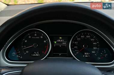 Внедорожник / Кроссовер Audi Q7 2012 в 